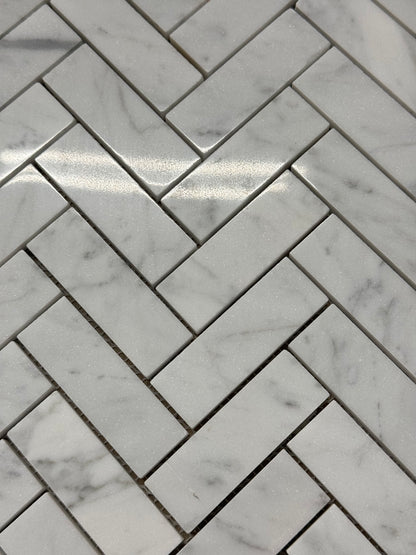 Marmo Bianco Chevron