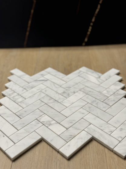 Marmo Bianco Chevron